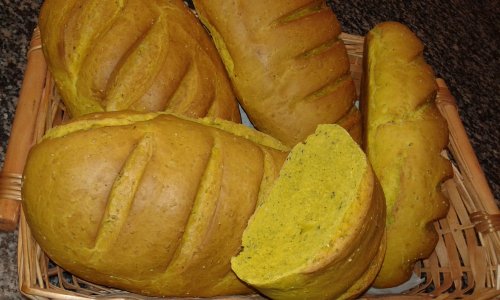 Pane alla curcuma